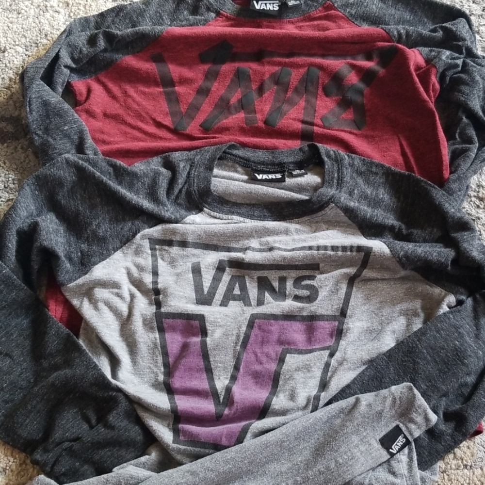 Set of Vans LS tees